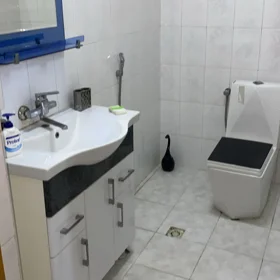 In Binəqədi rayonu 240.0 m² house with 5.0 rooms is for sale - Image 10