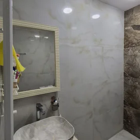 In Baku 65.0 m² apartment is for sale - Image 10