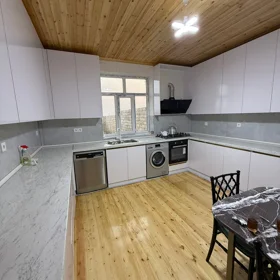 In nan 120.0 m² house with 4.0 rooms is for rent - Image 9