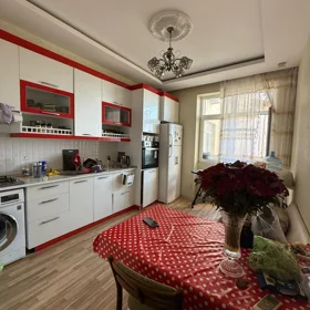 In Baku 83.0 m² apartment is for sale - Image 8