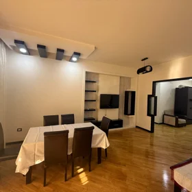 Baku-da 130.0 m2 mənzil kirayə verilir - Şəkil 6