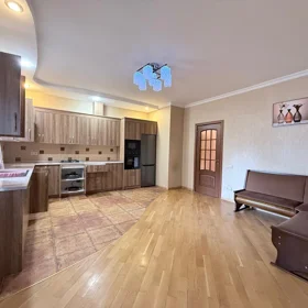 Baku-da 190.0 m2 mənzil kirayə verilir - Şəkil 4