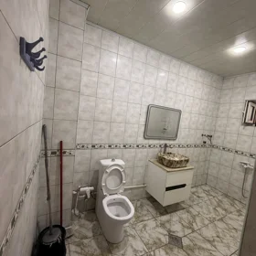 In Xətai rayonu 90.0 m² house with 3.0 rooms is for sale - Image 3