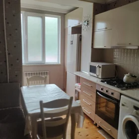 In Baku 90.0 m² apartment is for sale - Image 2