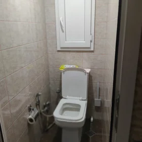 In Baku 90.0 m² apartment is for sale - Image 10