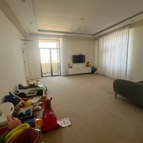 In Baku 125.0 m² apartment is for sale - Image 6