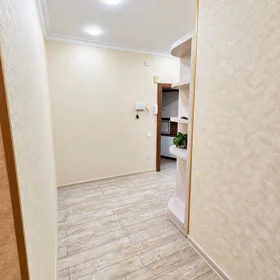 In Baku 110.0 m² apartment is for sale - Image 2