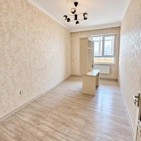 In Baku 110.0 m² apartment is for sale - Image 5
