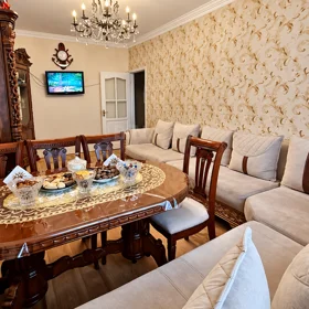 In Baku 70.0 m² apartment is for sale - Image 3