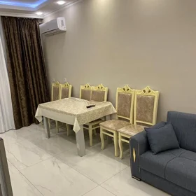 In Baku 70.0 m² apartment is for rent - Image 6
