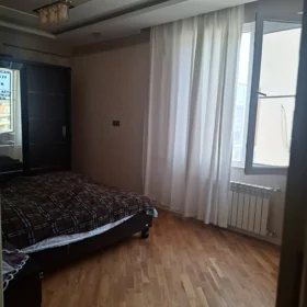 In Baku 85.0 m² apartment is for rent - Image 4