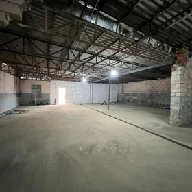 In Binəqədi rayonu 600.0 m² commercial is for sale - Image 2