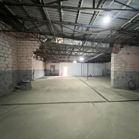 In Binəqədi rayonu 600.0 m² commercial is for sale - Image 6
