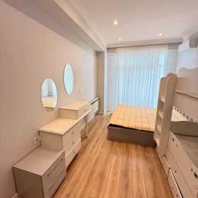 In Baku 82.0 m² apartment is for sale - Image 5