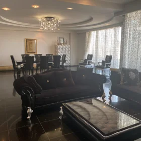 In Baku 540.0 m² apartment is for sale - Image 8