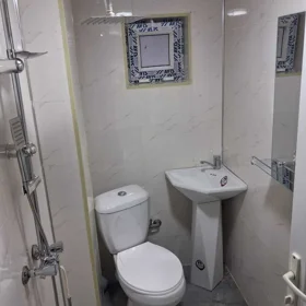 In Baku 45.0 m² house with 2.0 rooms is for sale - Image 4