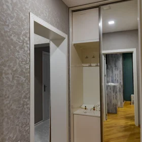 In Baku 100.0 m² apartment is for rent - Image 3