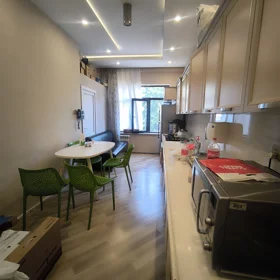 In Binəqədi rayonu 160.0 m² office is for rent - Image 8
