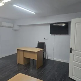In Baku 30.0 m² office is for rent - Image 3