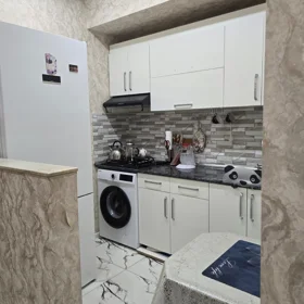 In Baku 65.0 m² apartment is for rent - Image 9