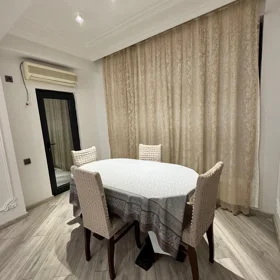 In Baku 110.0 m² apartment is for rent - Image 3