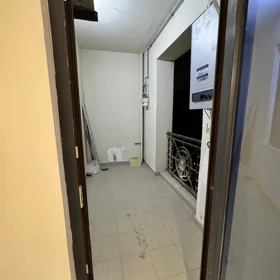 In Baku 110.0 m² apartment is for rent - Image 8