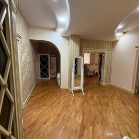 In Baku 158.0 m² apartment is for rent - Image 4