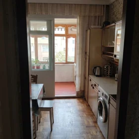 In Baku 72.0 m² apartment is for sale - Image 4