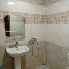 In Baku 72.0 m² apartment is for sale - Image 6