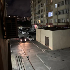 In Baku 70.0 m² apartment is for sale - Image 2