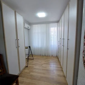In Baku 65.0 m² apartment is for sale - Image 2