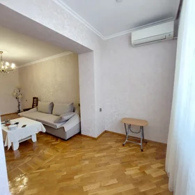 In Baku 65.0 m² apartment is for sale - Image 6
