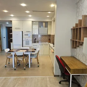 In Baku 90.0 m² apartment is for rent - Image 8
