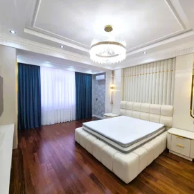 In Baku 174.0 m² apartment is for sale - Image 8