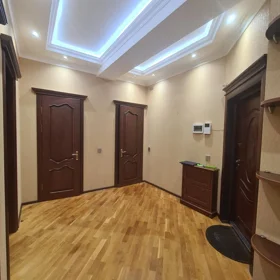 In Baku 86.0 m² apartment is for rent - Image 2