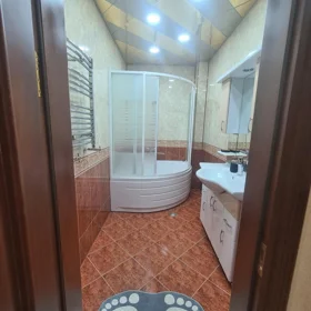 In Baku 86.0 m² apartment is for rent - Image 8