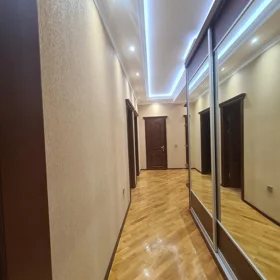 In Baku 86.0 m² apartment is for rent - Image 10