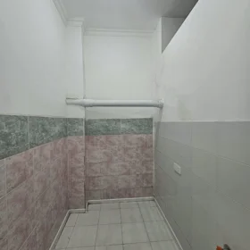 In Baku 45.0 m² commercial is for rent - Image 5