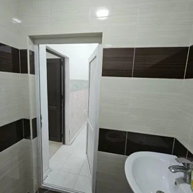 In Baku 45.0 m² commercial is for rent - Image 7