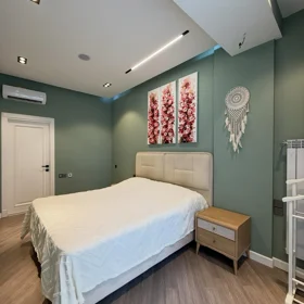 In Baku 183.0 m² apartment is for rent - Image 9