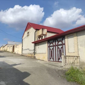 In nan 328.0 m² house with 4.0 rooms is for sale - Image 3