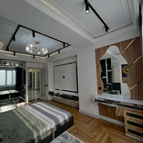 In Baku 115.0 m² apartment is for rent - Image 2