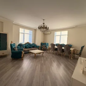 In Baku 142.0 m² apartment is for rent - Image 3