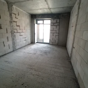 In Baku nan m² apartment is for sale - Image 4