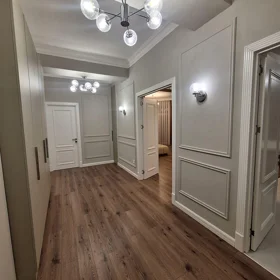 In Baku 144.0 m² apartment is for rent - Image 9