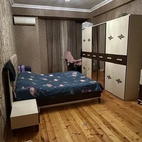 In Baku 150.0 m² apartment is for rent - Image 3
