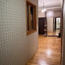 In Baku 150.0 m² apartment is for rent - Image 4