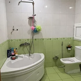 In Baku 150.0 m² apartment is for rent - Image 6