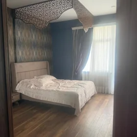 In Baku 200.0 m² apartment is for rent - Image 6