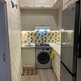 In Baku 77.0 m² apartment is for sale - Image 2